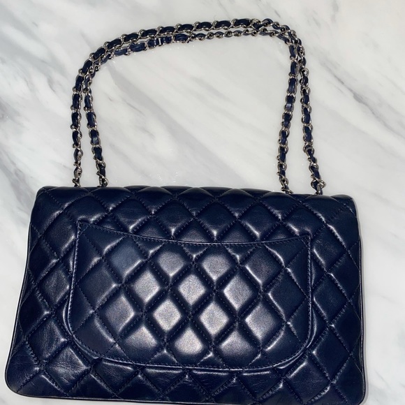 Chanel navy blue Flap Bag Quilted Lambskin - Picture 3 of 15